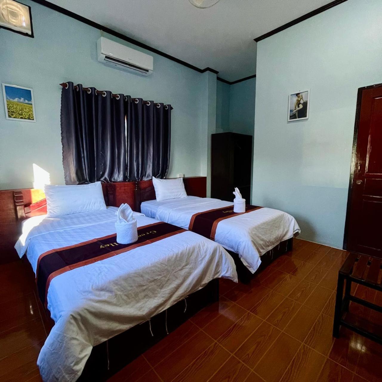 Smile Guesthouse Vangvieng Vang Vieng Exterior foto
